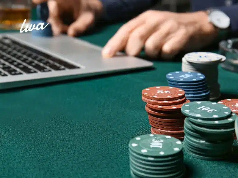 ganar dinero por internet jugando al póker