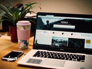 Cómo Crear un Sitio Web en Colombia: Guía Completa de Hosting, WordPress y Diseño