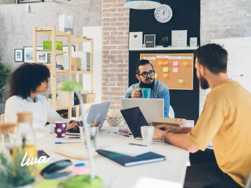¿Cuáles son las estrategias clave para el éxito en marketing digital para startups?