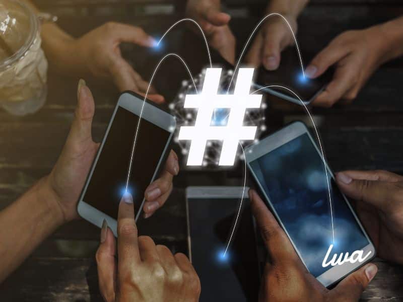 Estrategia de Hashtags vs. Palabras Clave (SEO Semántico)